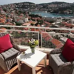 Apartment Wow